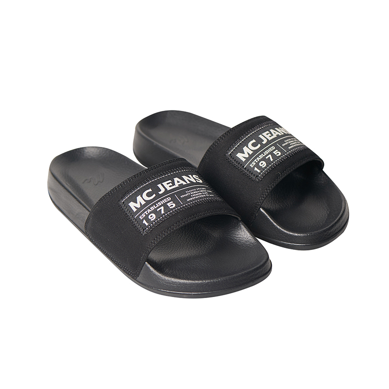 Mc JEANS รองเท้าแตะ แบบสวม รองเท้า Mc แท้ มีให้เลือก 6 สี น้ำหนักเบา ใส่สบาย ใส่ได้ทั้ง ผู้ชาย และ ผ