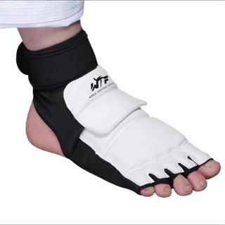 ถุงมือ ถุงเท้า คนเตะ นวมแบบเปิดนิ้ว เทควันโด้ นวมชกมวย นวม MMA