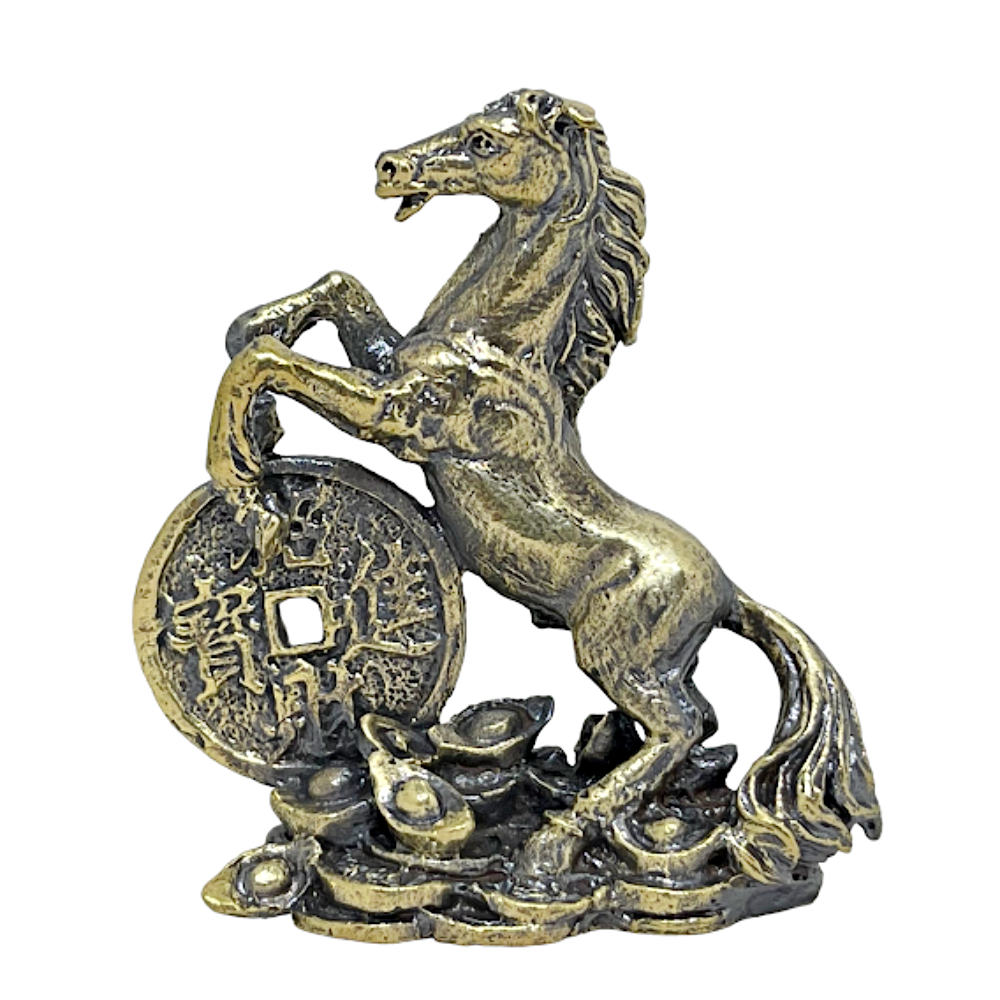 ม้า ม้ามงคลยืนบนเหรียญจีนก้อนทองโบราณ เสริมฮวงจุ้ยค้าขายดีมั่งคั่งร่ำรวย วัสดุทองเหลือง สูง 2.3 นิ้ว home decor by boss
