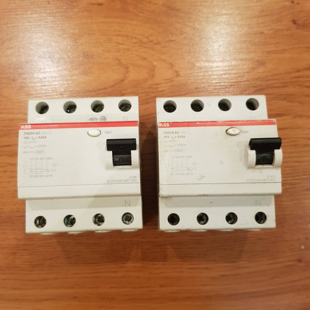 มือสอง ABB กันดูด RCCB 4P FH204 AC-25/0.03 Residual Current Circuit Breaker เบรกเกอร์ rcbo ไฟ 3เฟส