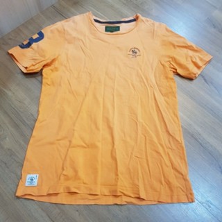 เสื้อยืดยี่ห้อซานต้าบาบาร่า size L