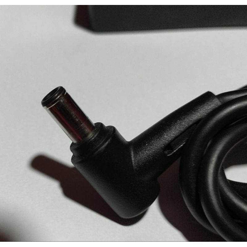 Adapter (อแดปเตอร์) มือสอง  Asus 20V 7.5A / 2.0A 150W  มือสอง ของแท้ A18-150P1A