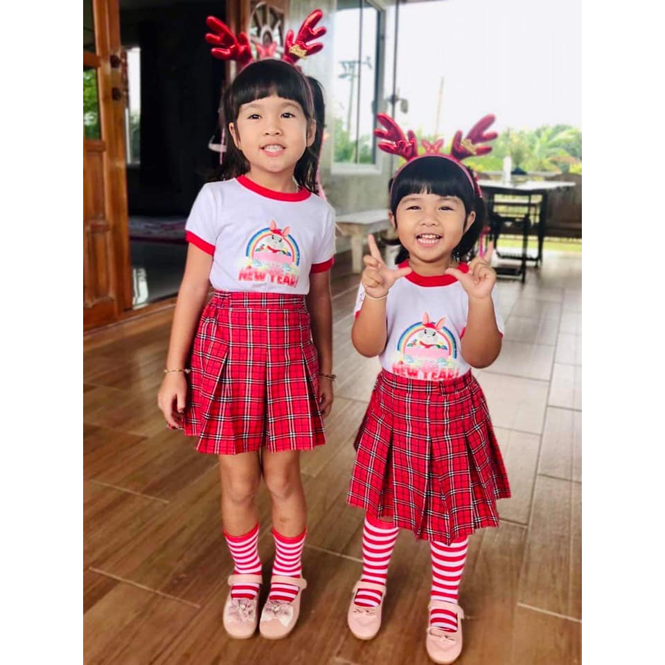 ชุดเซตสาวน้อย เสื้อผ้านิ่มลายสวย พร้อมกระโปรงสก๊อต น่ารักมากๆ