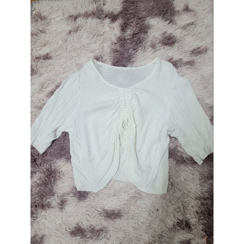 เสื้อครอปรูดหน้า CHIP CLIP