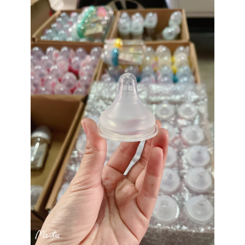 ร้านค้าในไทย-พร้อมส่ง จุกนมพีเจ้น คอกว้าง มือ 1 ((จุกแกะ)) : รุ่นคอลเลคชั่นเก่า