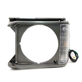 ถาดเบ้าไฟหน้า ขวา แยกขาย 1ชิ้น โตโยต้า ไฮลักซ์ N30 N40 LN RN 2WD Stout RK110 Toyota Hilux Pickup 1979-1983 / 2522-2526