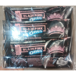 โอริโอ้ แบล็คพิงค์ กลิ่นสตรอเบอร์รี่ 27.6กรัม ยกแพ็ค 12ซอง  ขนมคุกกี้แซนวิช OREO BLANKPINK COOKIES SANDWICH STRAWBERRY