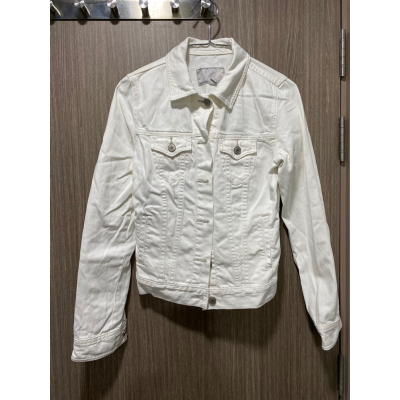 old navy white jacket 💯