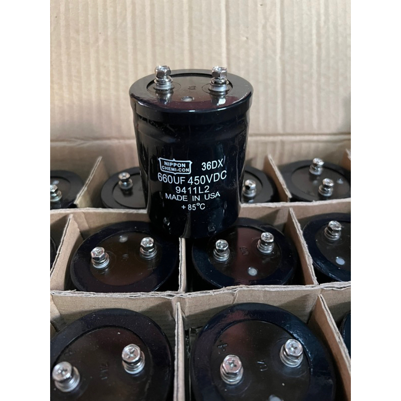 คาปาซิเตอร์  660UF 450V NIPPON ขนาด 8x6 CM. สินค้าใหม่แกะกล่อง 660UF 450V  C660UF 450V  C660UF 450V 