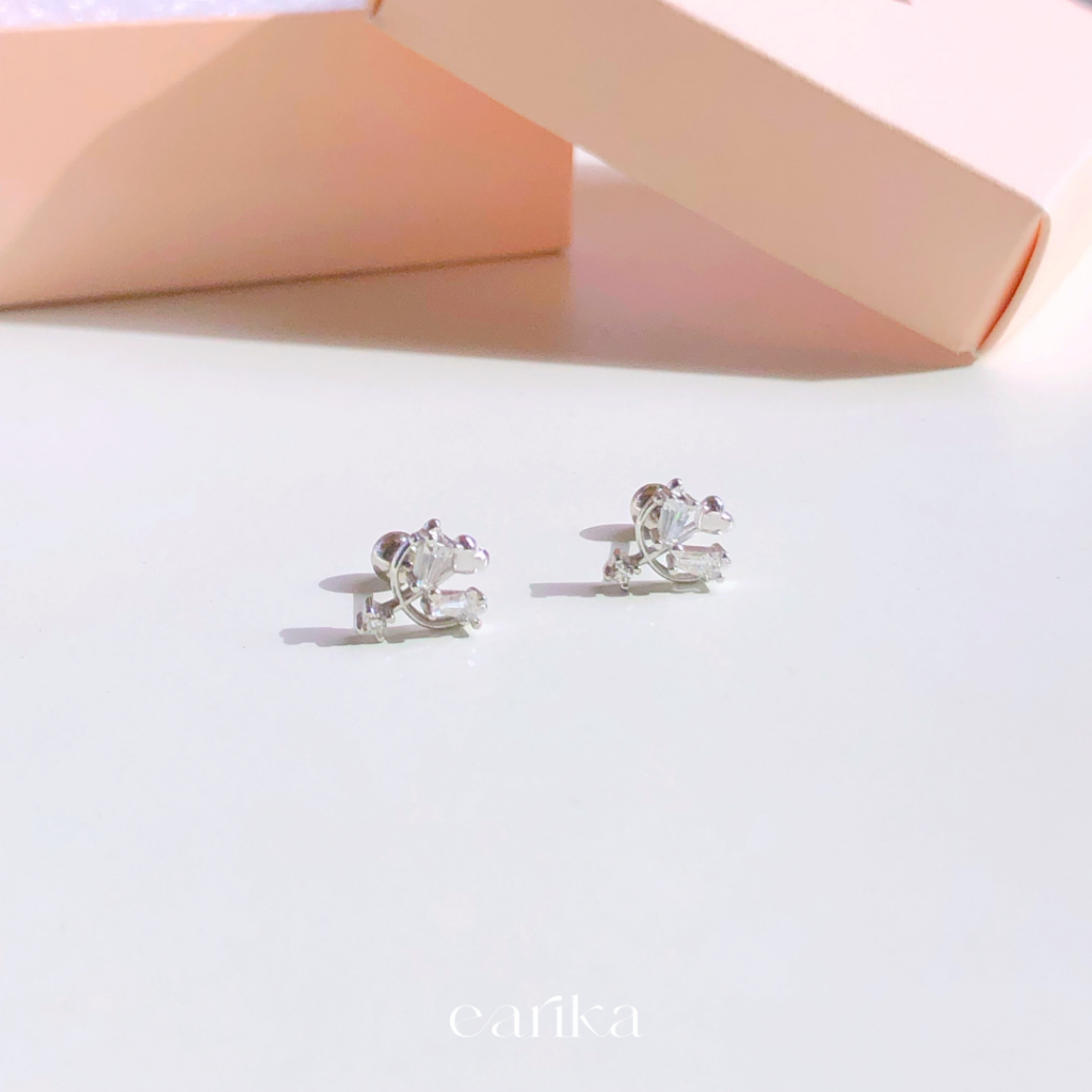 earika.earrings - crystal heart arrow piercing จิวหูเงินแท้จี้ธนูหัวใจเพชร เหมาะสำหรับคนแพ้ง่าย