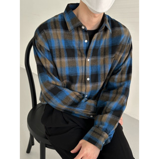 BLUE PLAID SHIRT เสื้อลายสก็อตทรงโอเวอร์ไซส์