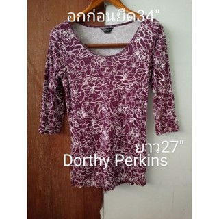 เสื้อยืดแบรนด์Dorothy Perkins ของแท้💯%แขนสามส่วนลายดอกไม้สภาพสวยส่งต่อ