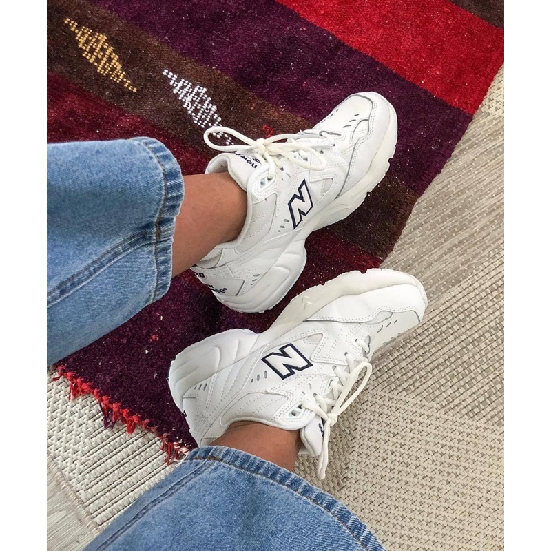 รองเท้า new balance 608