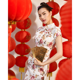 [กรอกโค้ดSEP2PPB ลด130] PETCHPLOYCLASSIC LONG QIPAO 2023 ชุดกี่เพ้า ดีไซน์แหวกข้าง ชุดเดรสยาว