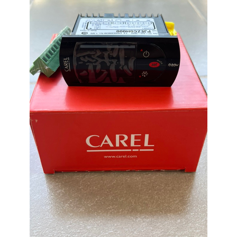ตัวควบคุมอุณหภูมิตู้แช่ ยี่ห้อ Carel รุ่น PJEZC0H000 3รีเลย์(คอม,ฮีตเตอร์,พัดลม),Digital Thermostat,