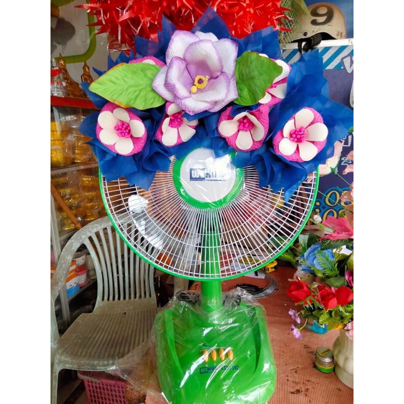 ดอกไม้จันทน์ประดับหรีดหน้าพัดลม พวงหรีดหน้าพัดลม คละสี คละแบบ (เฉพาะดอกไม้)