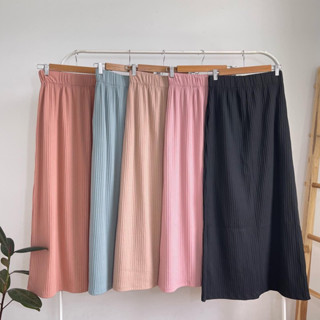 Minimal skirt กระโปรงผ้าร่อง ทรงเอ