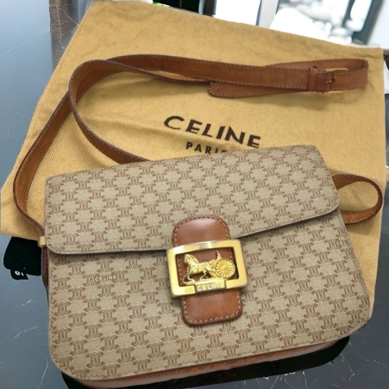 ไม่มีใครขายถูกกว่านี้แน่นอน!!! CELINE vintage crossbody Rare item กระเป๋าสะพายข้างเซลีนวินเทจ หายาก