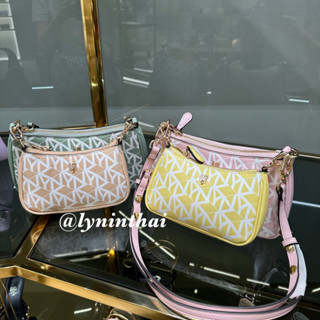 กระเป๋า Mandy Infinite Crossbody M1 Crossbody Bag