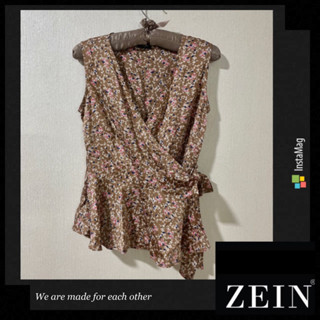 🌹เสื้อครอป ZEIN ลายดอกไม้สวยมาก