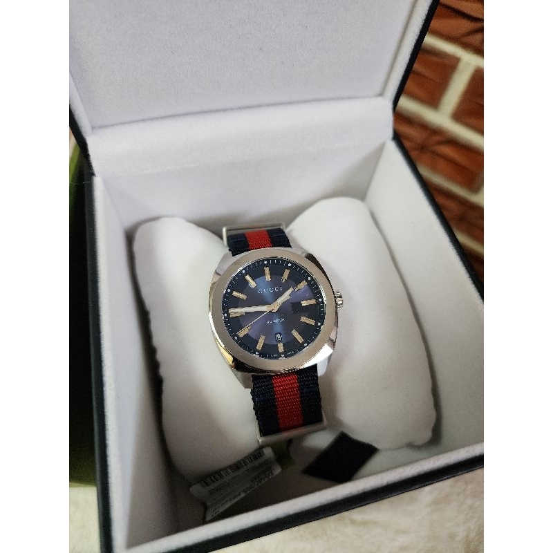 GG2570 nylon strap watch