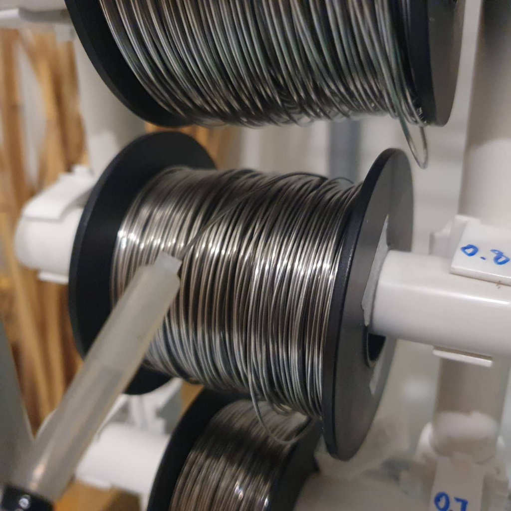 ลวดนิโครม 0.8 – 2 mm. ยาว 1 เมตร เส้นกลม ตัดถุง ตัดโฟม