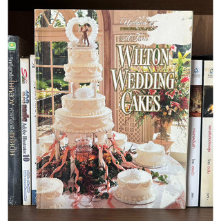 หนังสือมือสอง WILTON WEDDING CAKES ภาษาอังกฤษ