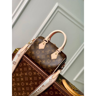 New Louis Vuitton SPEEDY BANDOULIÈRE 20 Bag(Ori)เทพ 📌size 20x13x12 cm 📌สินค้าจริงตามรูป เนื้องานสวยงาม หนังแท้