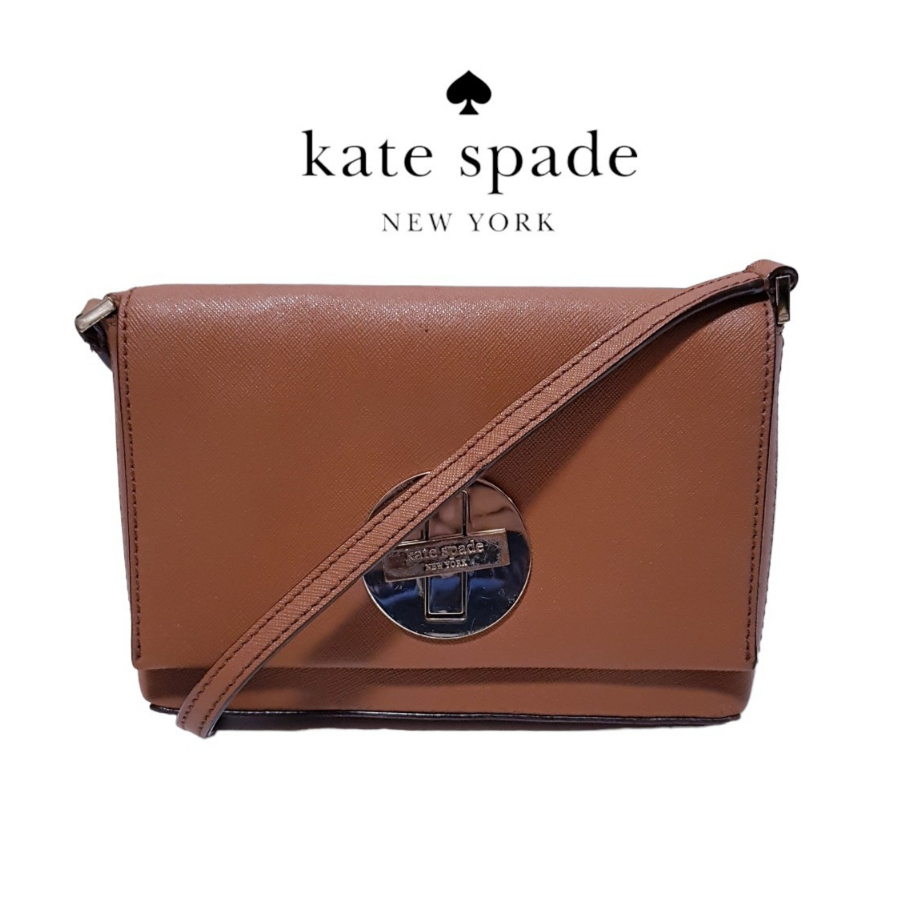 กระเป๋า Kate Spade Newbury Lane Sally Crossbody Bag ️สินค้ามือสองแท้️