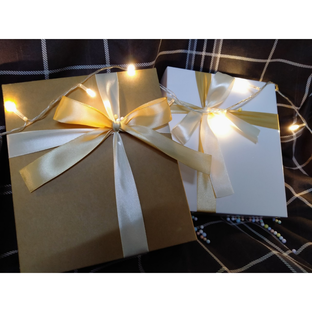 กล่อง กล่อง+เม็ดโฟม(คละสี) ขนาดกล่อง 20*16.9*4cm #กล่องของขวัญ