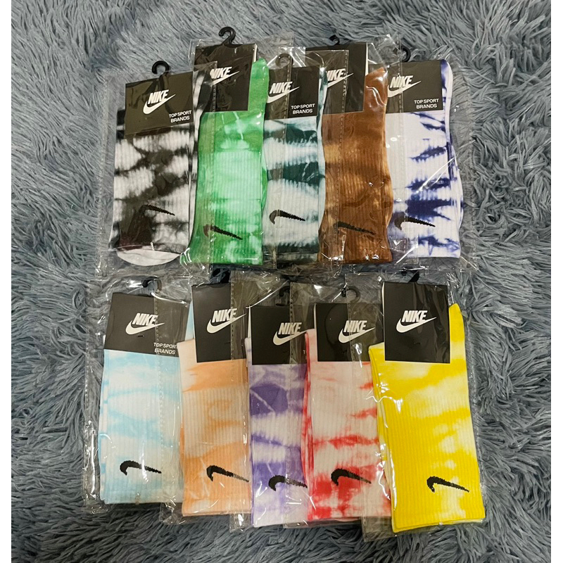 ถุงเท้ามัดย้อมnikeครึ่งแข้ง ช/ญ ใส่ได้ พร้อมส่งทุกสี​ มีบริการเก็บเงินปลายทาง​