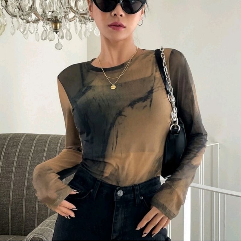 เสื้อ​ซีทรู​แขน​ยาว​ ​ลาย​มัด​ย้อม​ เสื้อซีทรู​ลายมัด​ย้อม​ สีน้ำตาล​