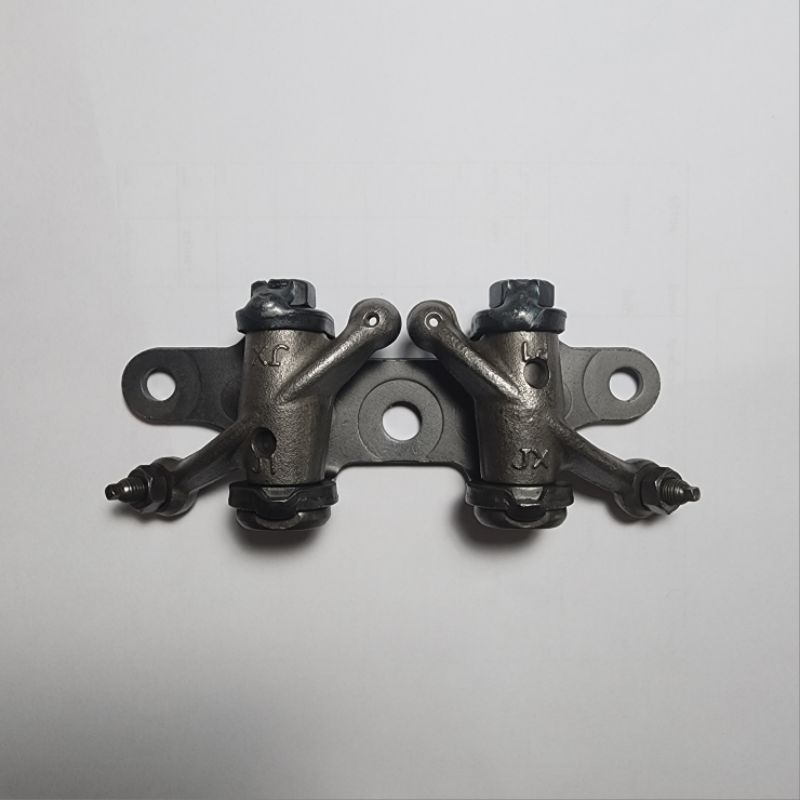 ชุดแป้นกระเดื่องวาล์ว lifan150/200cc