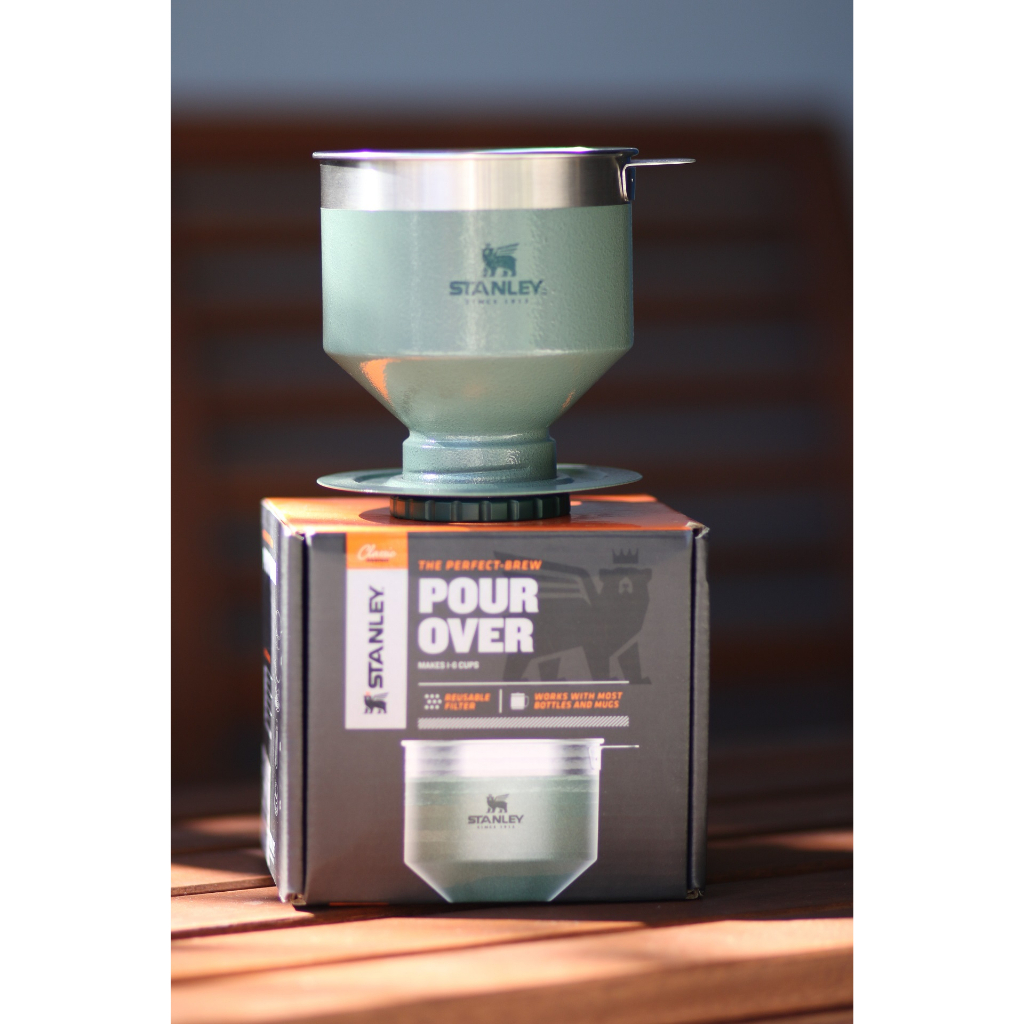 Stanley CLASSIC POUR OVER HAMMERTONE GREEN