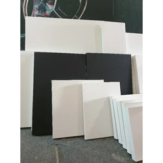 เฟรมผ้าใบแคนวาส ขนาด 50 * 60 เซนติเมตร ขาว-ดำ ใช้ ผ้าแคนวาส 380 แกรมเคลือบgesso แล้ว4 ชั้น ลงสีได้ทันทีไม่ต้องรองพื้นซ้ำ