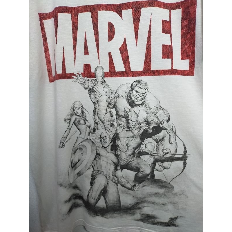 เสื้อยืด มือสอง ลายการ์ตูน Marvel อก 48 ยาว 29