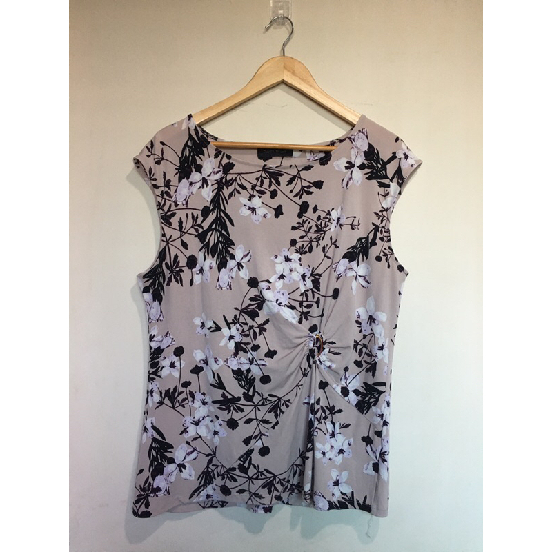 Ivanka Trump อกหน้าผ้า 48 ทรงเข้ารูป เน้นสัดส่วน ผ้าเด้ง ผ้ายืด front twist sexy