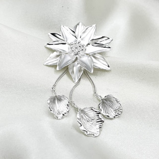 เข็มกลัดดอกรักเร่ พู่ดอกชบา เข็มกลัดดอกไม้ เข็มกลัดเงินแท้ 925: DSP 925 Sterling Silver Brooch [ASL0013]