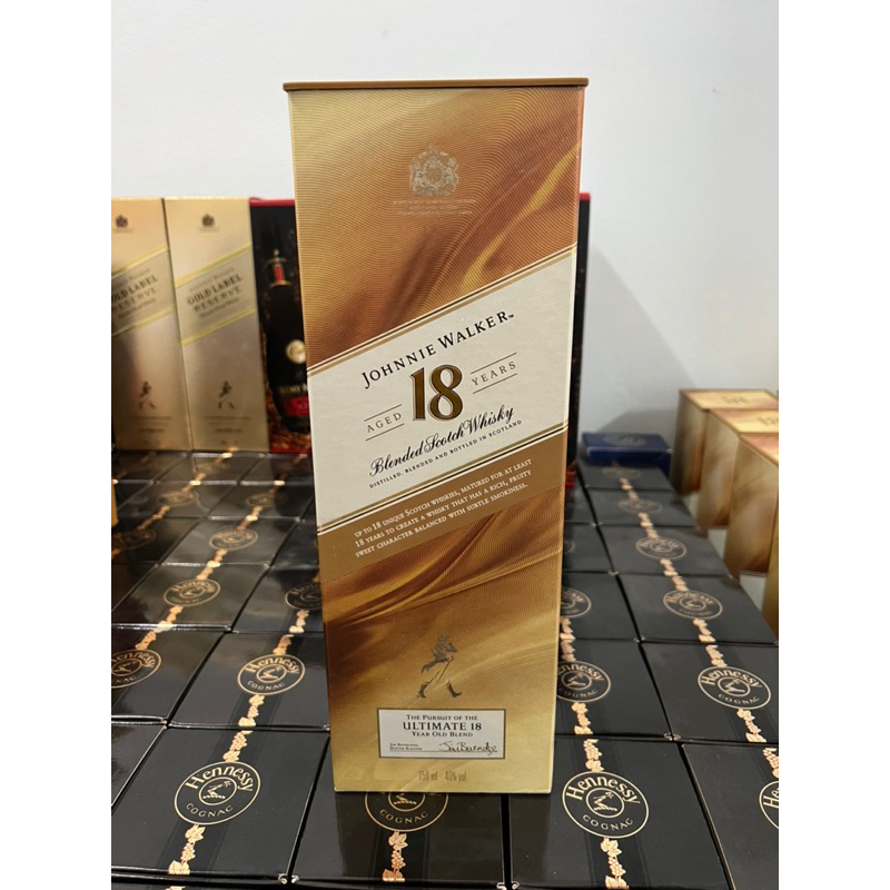 ขวดเหล้า johnny walker 18 ปี สแตมป์ไทย สภาพสวย