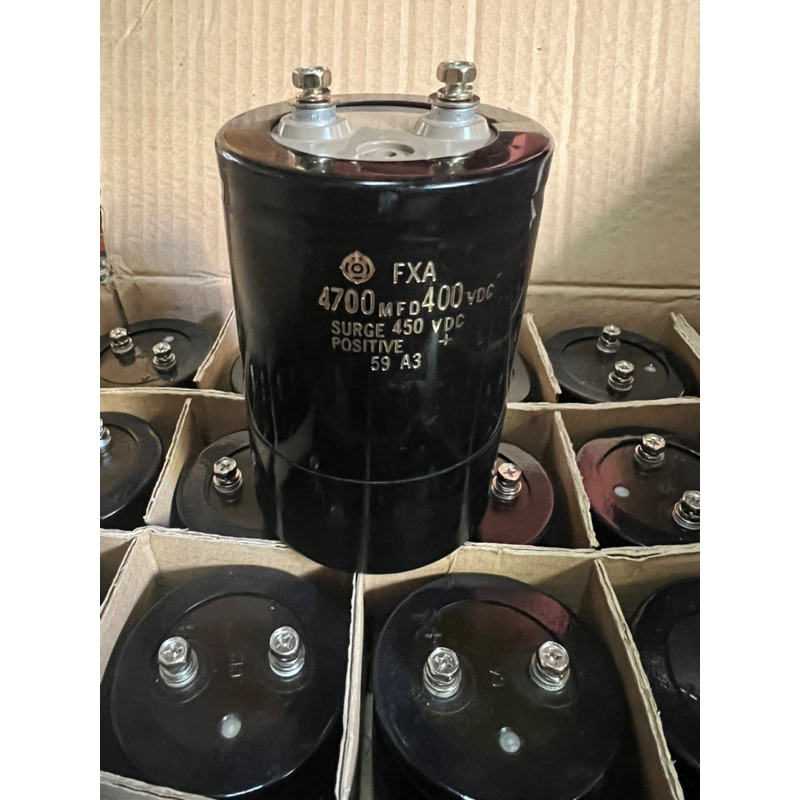 คาปาซิเตอร์  4700UF 450V  ขนาด 14x7.5CM.  C4700UF 450V. C4700UF 450V  C4700UF 450Vdc Hitachi พร้อมส่