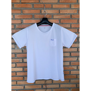 เสื้อยืดคอกลมสีขาว ผ้าบาง ปักโลโก้สีม่วงอ่อน Fila Size LL อก 40” เอว 38” ยาว 26”