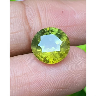 พลอย บุษราคัม Yellow Sapphire 4.61 กะรัต (Cts.)