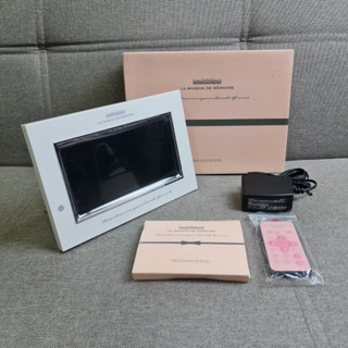 [SELL] Elecom La Maison De Memoire Digital Photo Frame DPF-D7WS11 7inch (USED) กรอบรูปดิจิตอล มือสอง !!