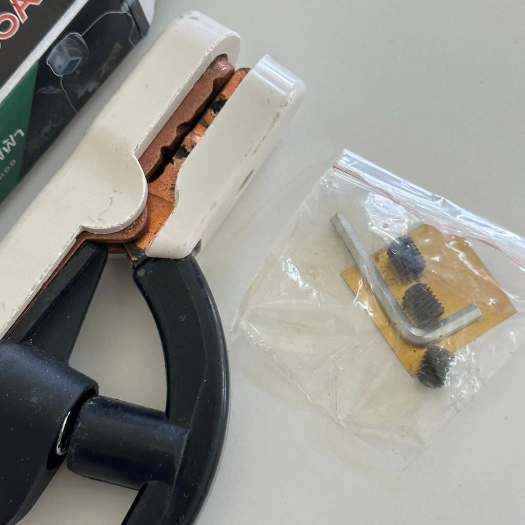 คีมจับเชื่อม คีมจับอ๊อก คีมจับลวดเชื่อมไฟฟ้า ยี่ห้อ YOKOMO มี 2 รุ่น 300A 500A - รูปที่ 2