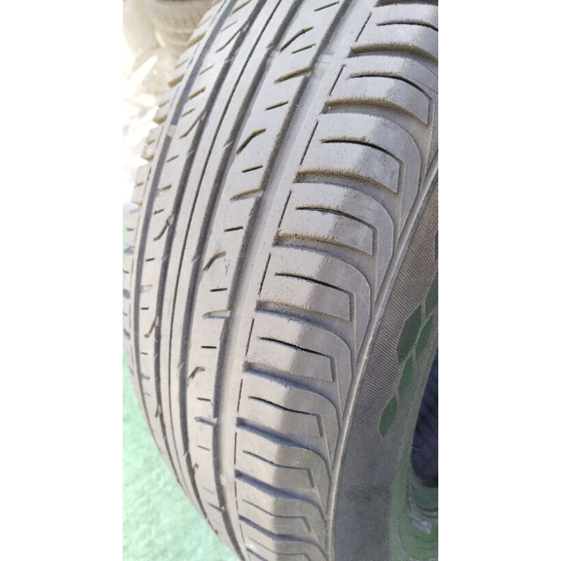 ยางเปอร์เซ็นต์ 235/65 R17 Dunlop ปี17