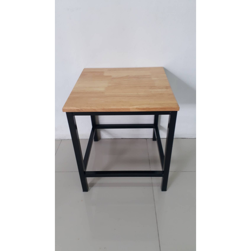 โต๊ะอเนกประสงค์ ขนาด45x45x50cm มีหน้าไม้หลายสีให้เลือก
