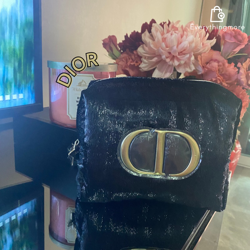 🧤 Dior กระเป๋าเครื่องสำอาง