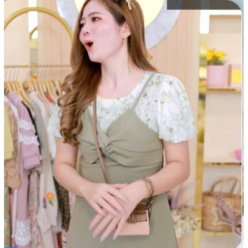 เอี๊ยมกีวี่ eyecontact shop ป้าย Yada