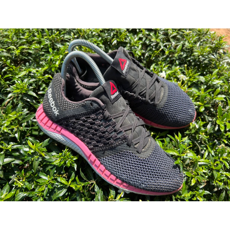 รองเท้ามือสอง รองเท้าออกกำลังกาย รีบ๊อกReebokเเท้