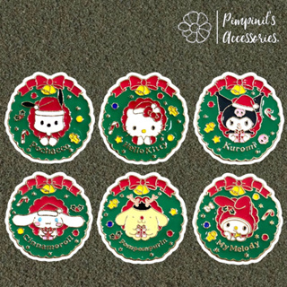 ʕ •ᴥ•ʔ ✿ พร้อมส่ง : เข็มกลัดเซ็ทตัวละครซานริโอ้ธีมคริสมาสต์ | Sanrio x Christmas Theme Enamel Brooch Pin Set.